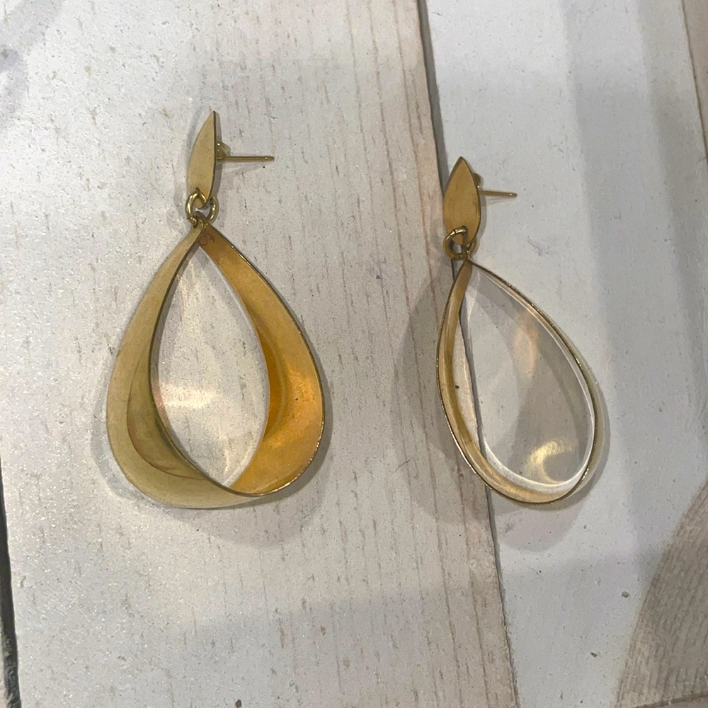 Gold dangle hooped earrings - asymmetrical